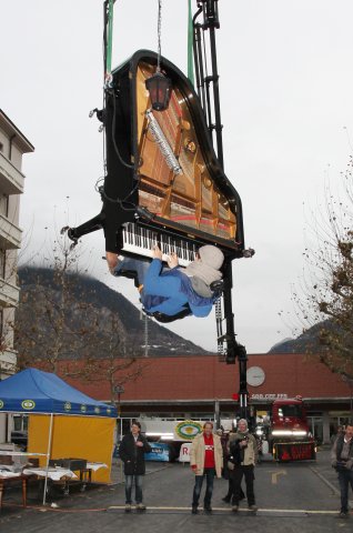 Piano Vertical