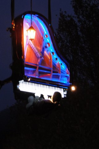 Piano Vertical